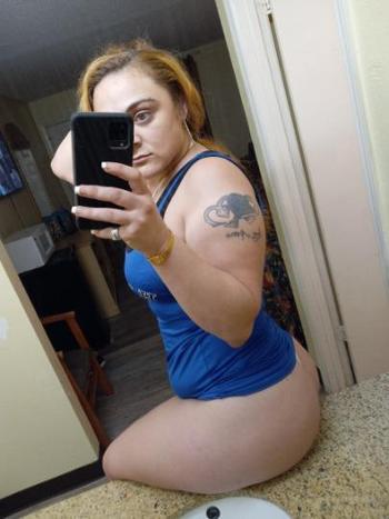 Kay, 24  female escort, Lakeland