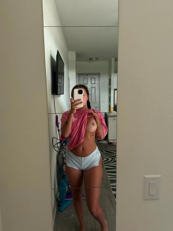 Heather , 26 Caucasian female escort, Lakeland